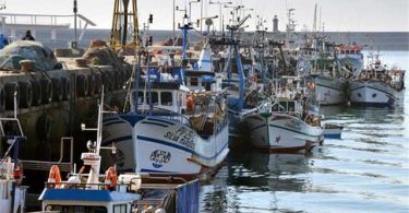 Barco de pesca naufragou ao largo do porto de Leixões