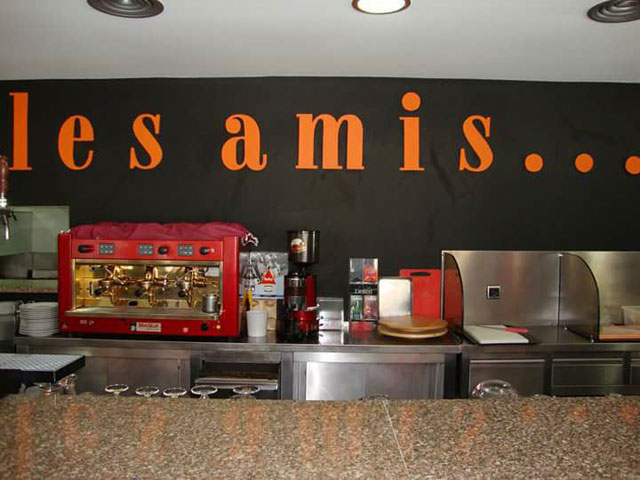 Restaurante "Les Amis"