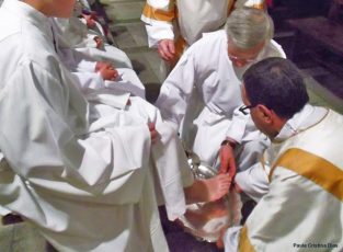 Quinta-feira Santa: Celebrar a Páscoa na Igreja Doméstica