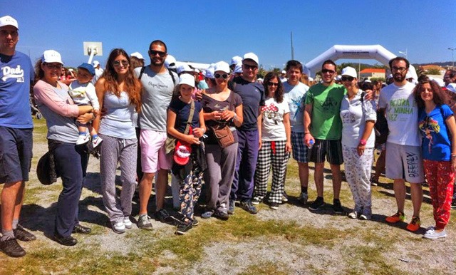 Participantes na Caminhada do Pijama