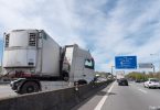 A28: Despiste de camião condiciona trânsito na ponte de Leça