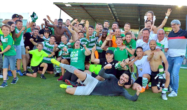 Leça em festa pela manutenção no Campeonato de Portugal Leça em festa pela manutenção no Campeonato de Portugal