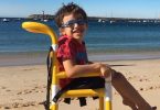 Cadeiras de praia para crianças com mobilidade reduzida