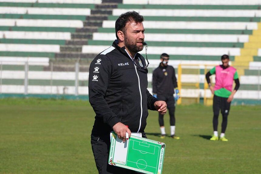 Domingos Barros Treinador do Leça FC