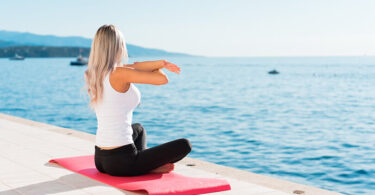 Yoga - hábitos de vida saudáveis