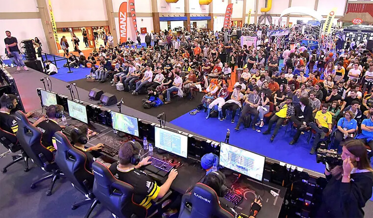 Exponor junta fãs de cosplay e gamers