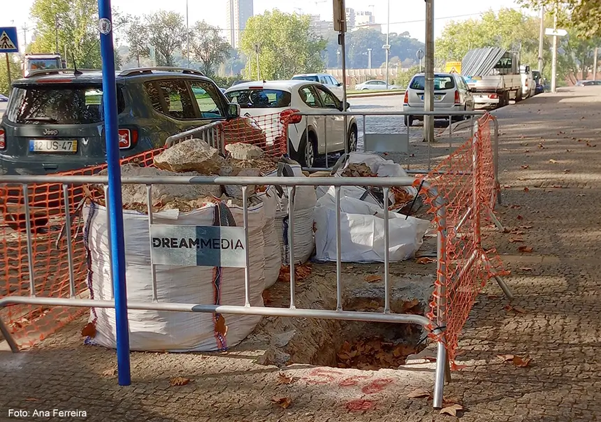 Abrigo de Passageiros Autocarro - Dreammedia Matosinhos