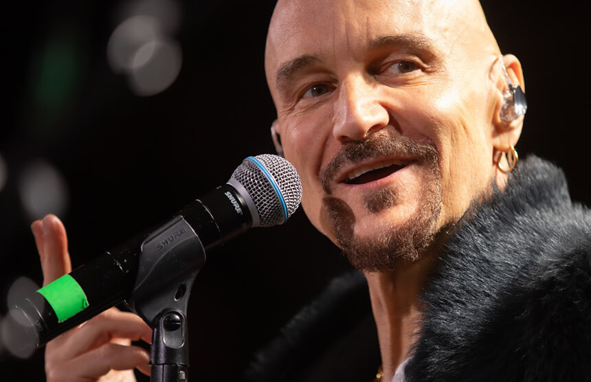 Tim Booth