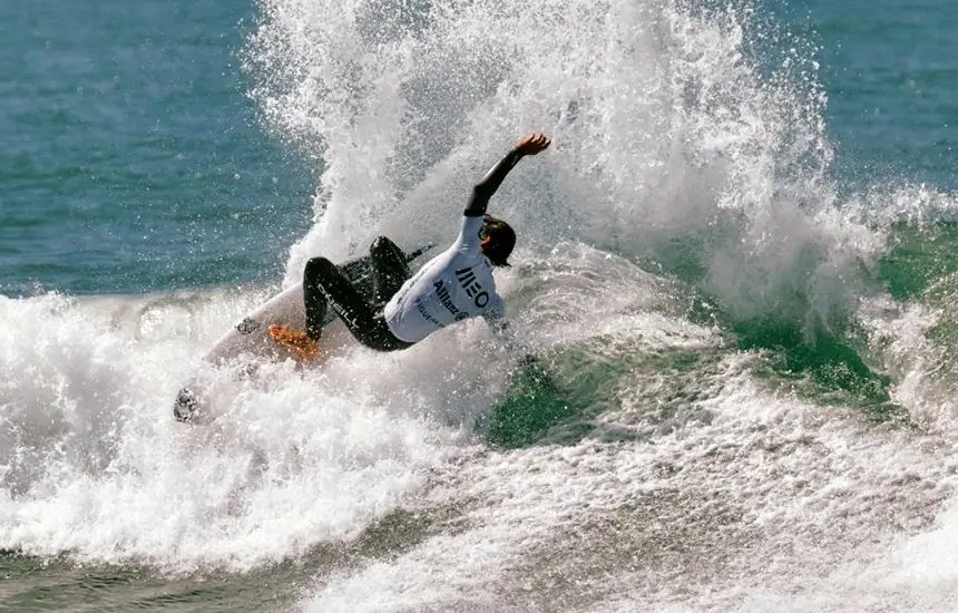 Guilherme Ribeiro - Surfista