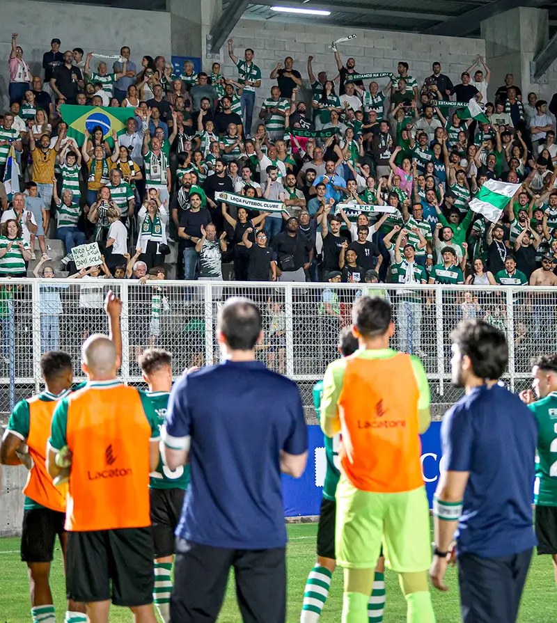 Adeptos do Leça FC em Rebordosa