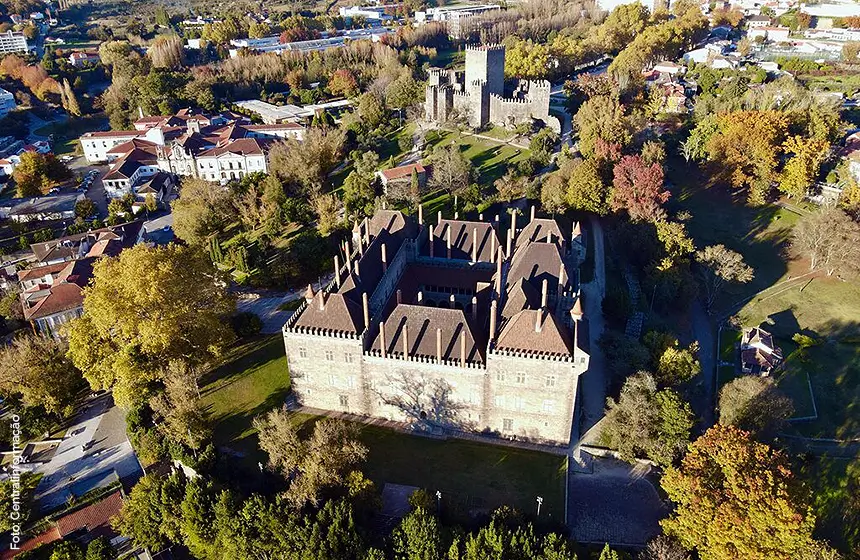 Castelo de Guimarães e Paço dos Duques